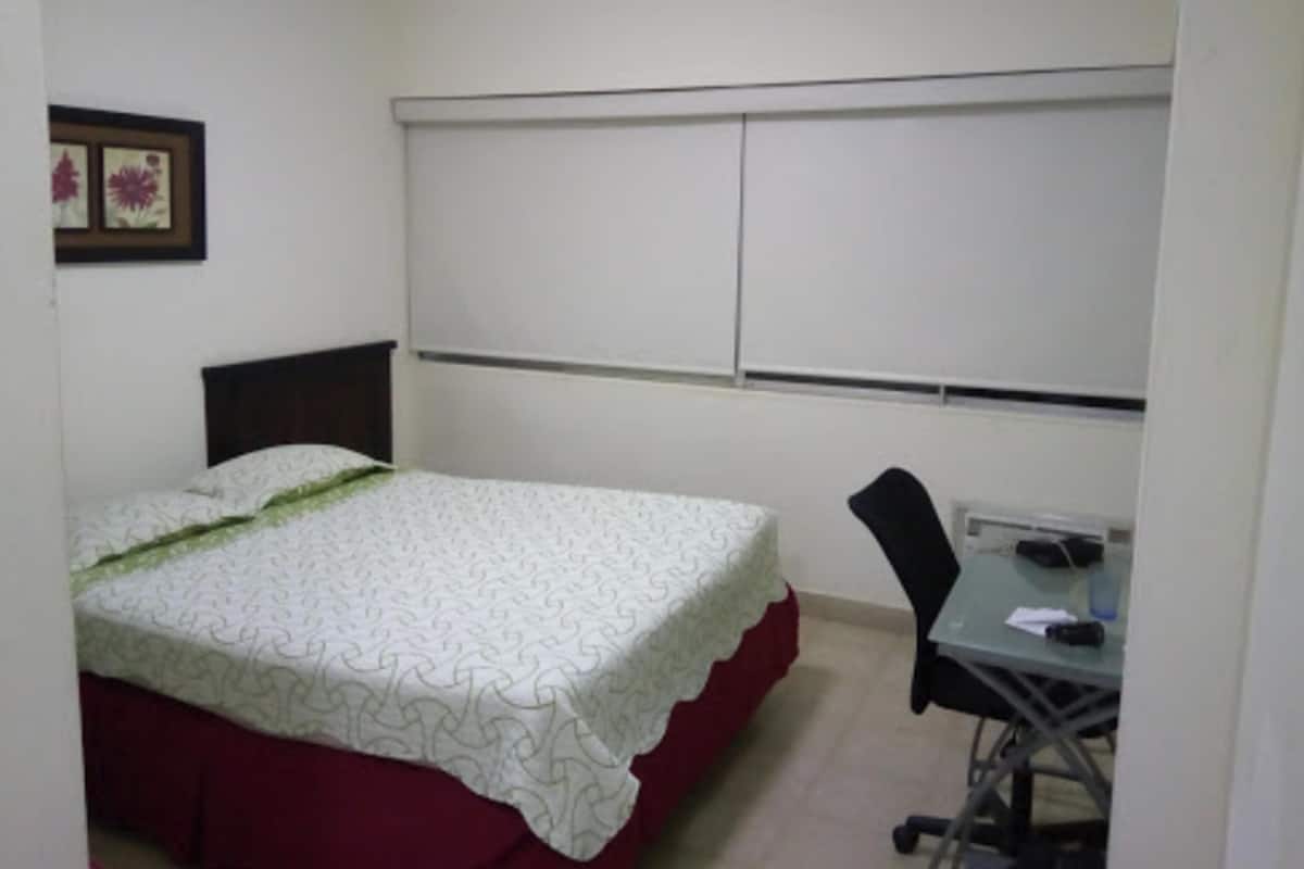 Chambre Double, 1 lit double