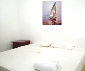 セーフティボックス (室内)、デスク