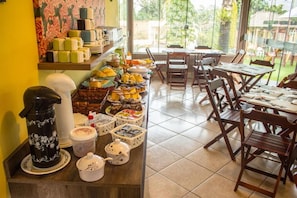 Enjoy a delicious breakfast at our buffet, featuring a wide selection of fresh fruits, pastries, and hot beverages.