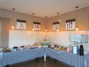 Restaurant - Pousada Quinta das Aroeiras (Olímpia)