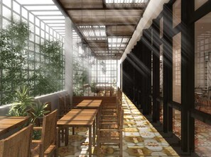 Breakfast, lunch, dinner served; international cuisine - Grandhika Hotel Semarang (Semarang)