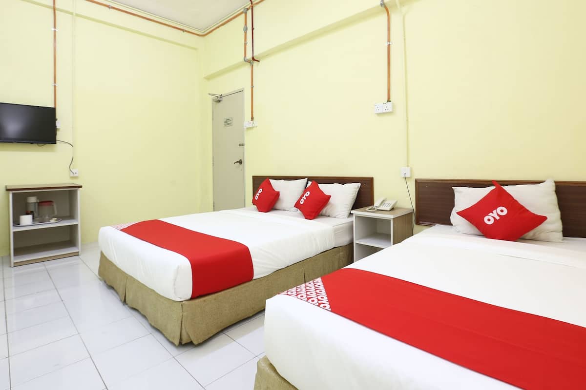 Family Suite | 1 bedroom, free WiFi, bed sheets
