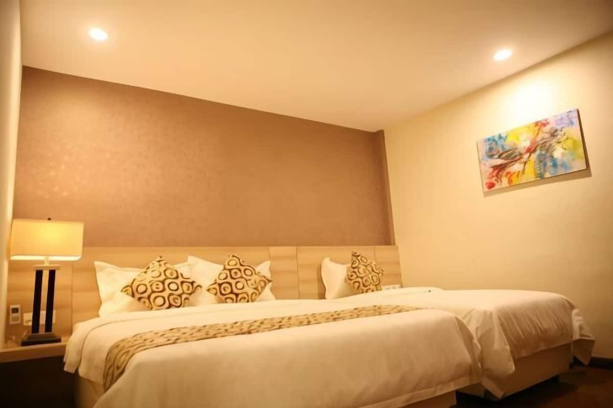 Escritorio y wifi gratis