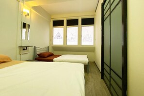 經濟三人房 | 免費 Wi-Fi、床單