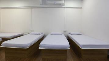 Shared Dormitory, Mixed Dorm | Wi-fi percuma, cadar katil