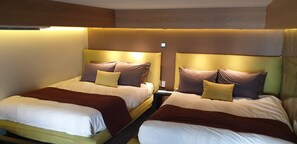 Family Duplex, 2 Queen Beds, Terrace, Mezzanine | Premium bedding, in-room safe, blackout drapes, soundproofing - Seoul In Hotel (Seoul)