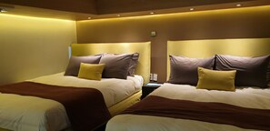Family Duplex, 2 Queen Beds, Terrace, Mezzanine | Premium bedding, in-room safe, blackout drapes, soundproofing - Seoul In Hotel (Seoul)