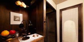 Japanese Style Townhouse, up to 5 people | Room amenity