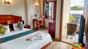 Luxury Double Room, 1 Bedroom, Balcony, City View | View from room