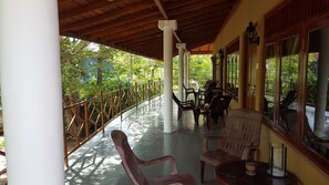 TPL Balcony Rooms | Balcony - Calm Rest Mirissa (Mirissa)
