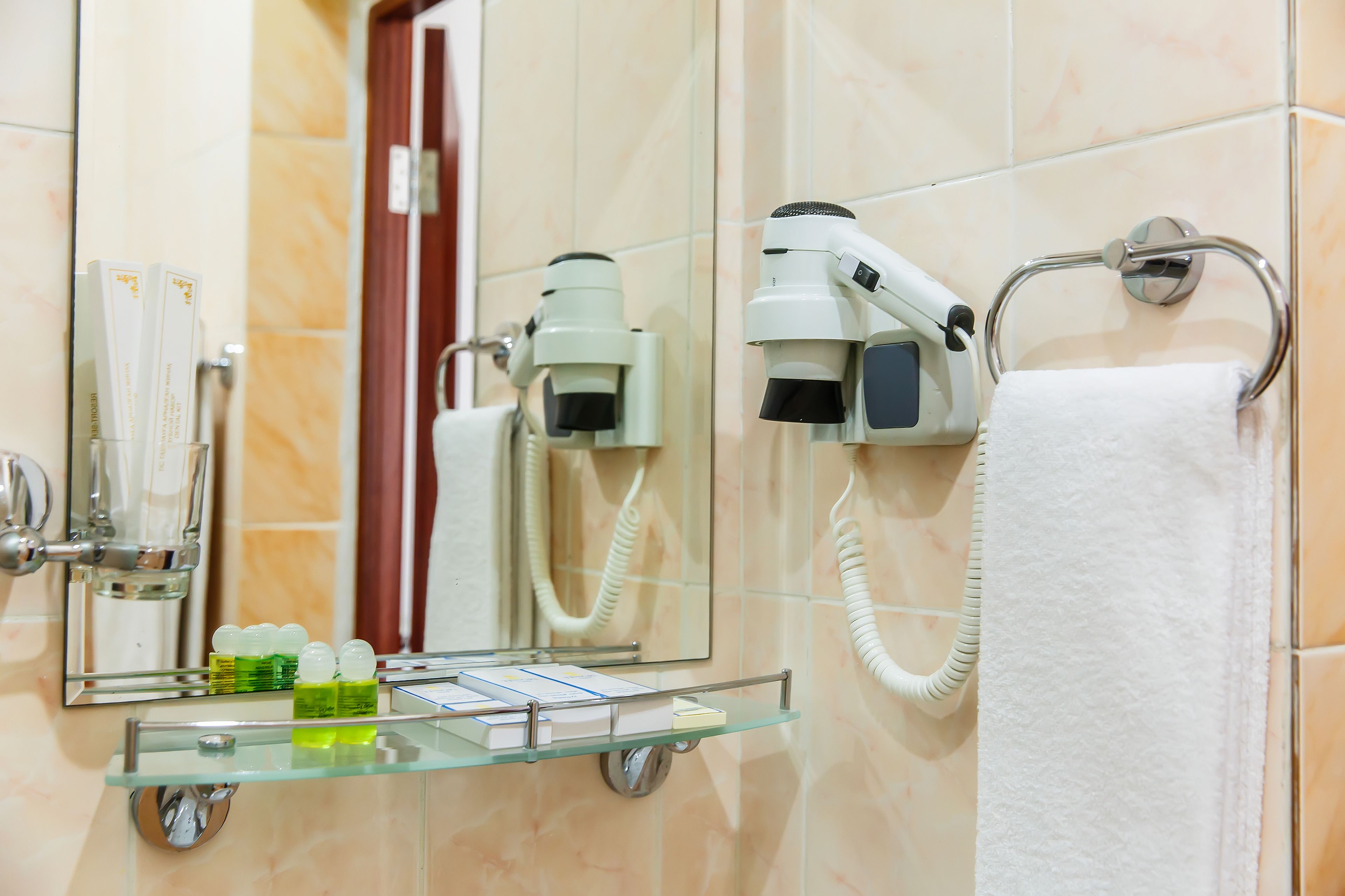 shower, free toiletries, hair dryer, slippers