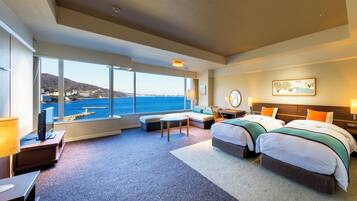 Standard Western Room | In-room safe, desk, blackout drapes, iron/ironing board