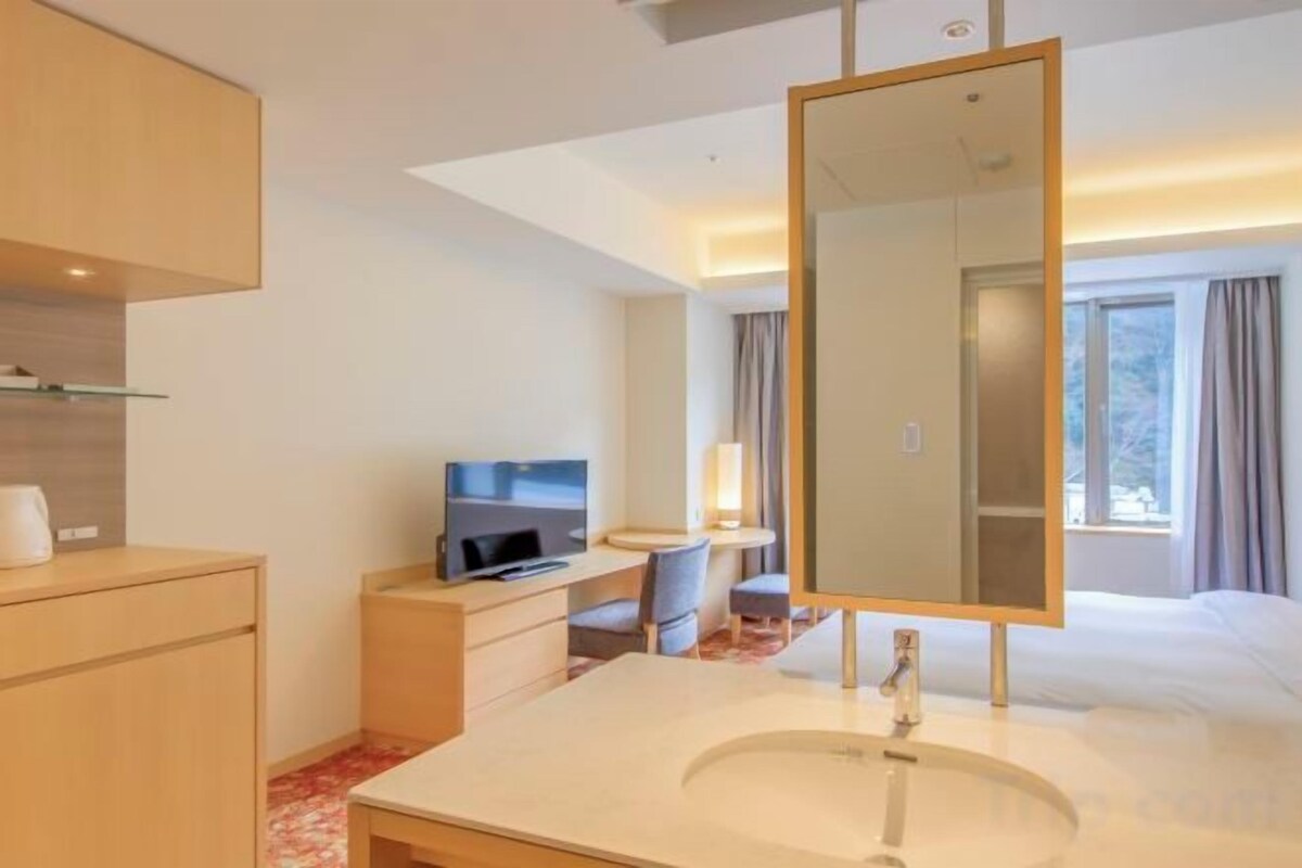 In-room safe, desk, blackout drapes, iron/ironing board (on request)