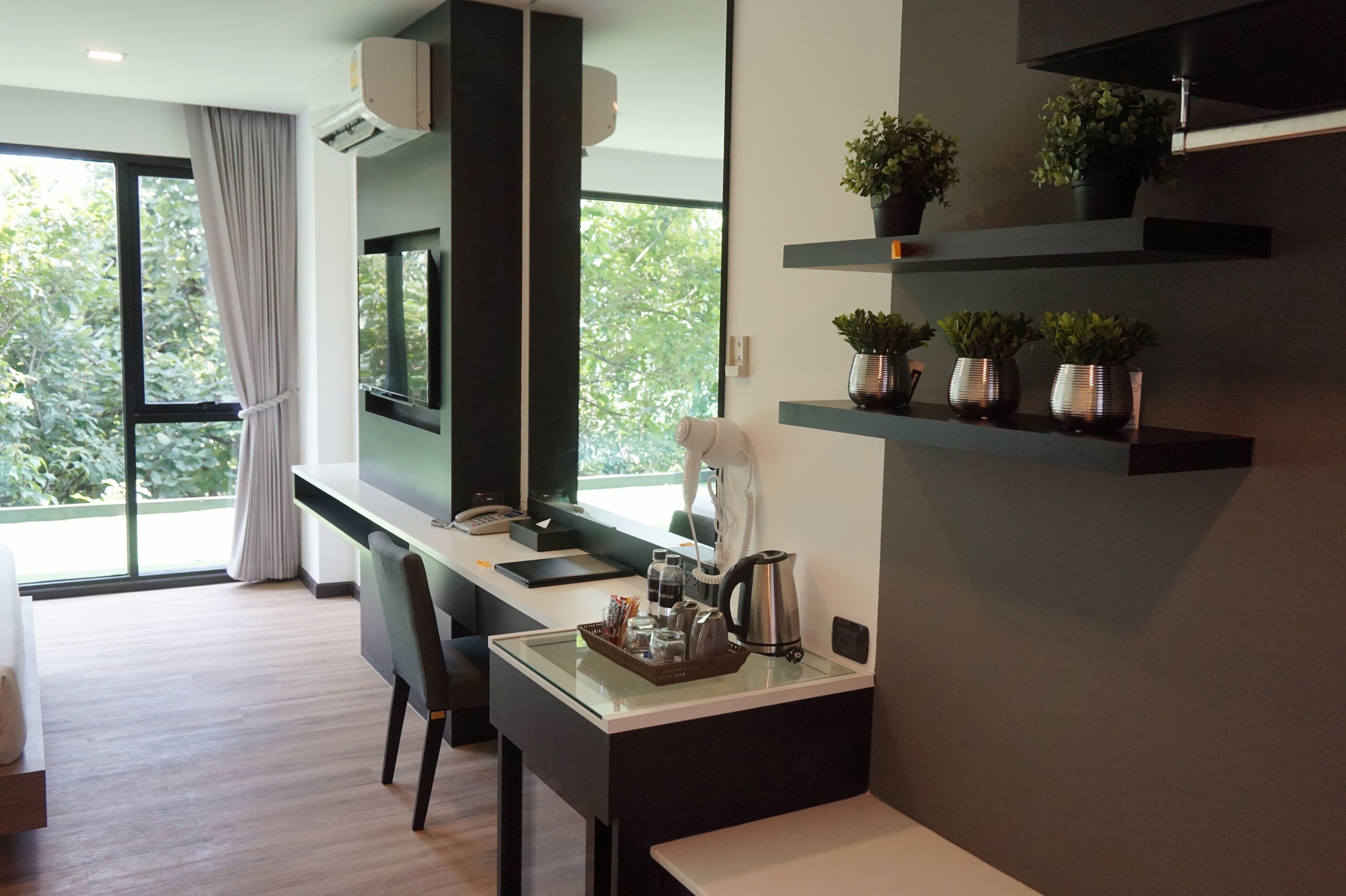 deluxe twin room | room amenity