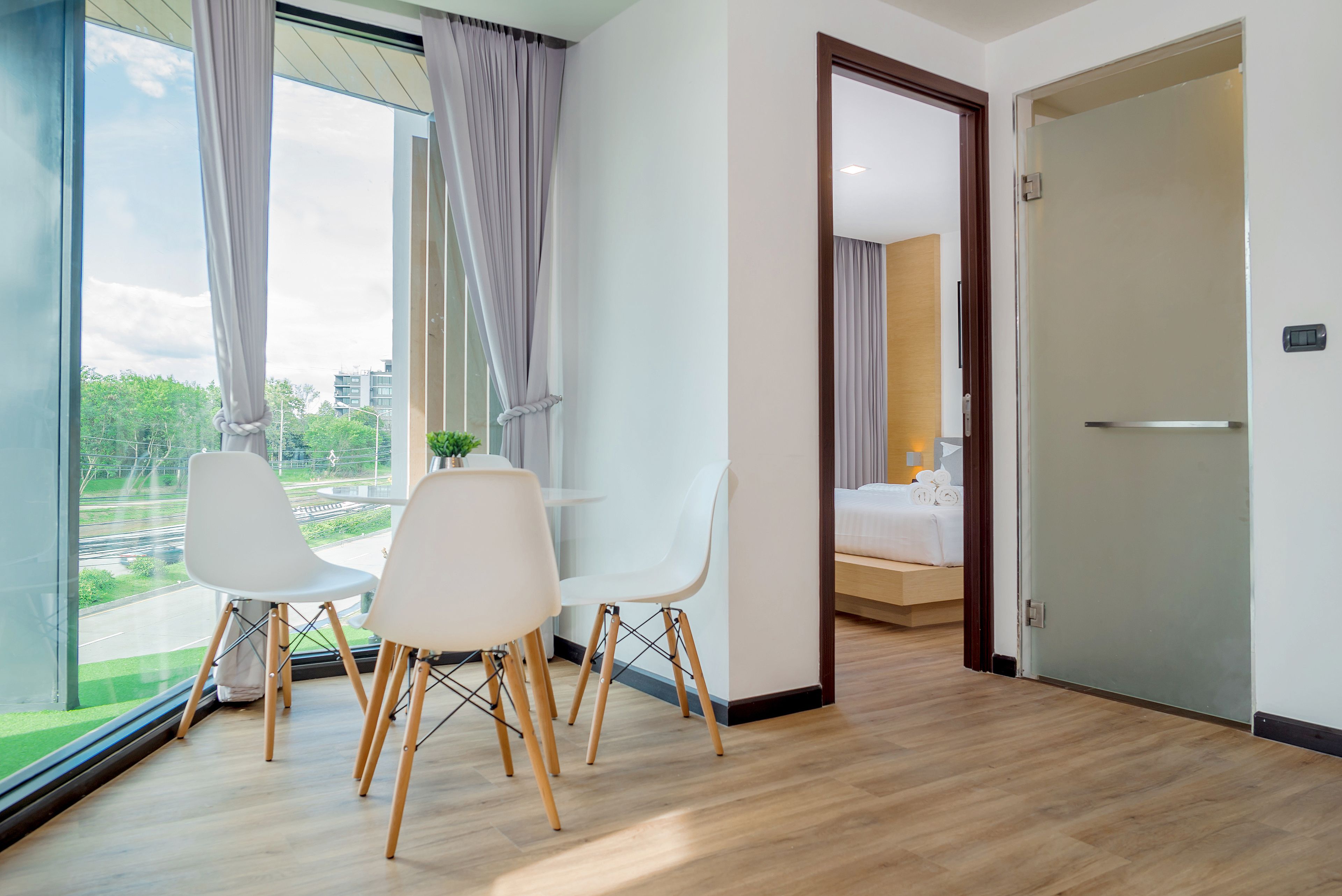 family room, 2 bedrooms | living area | flat-screen tv