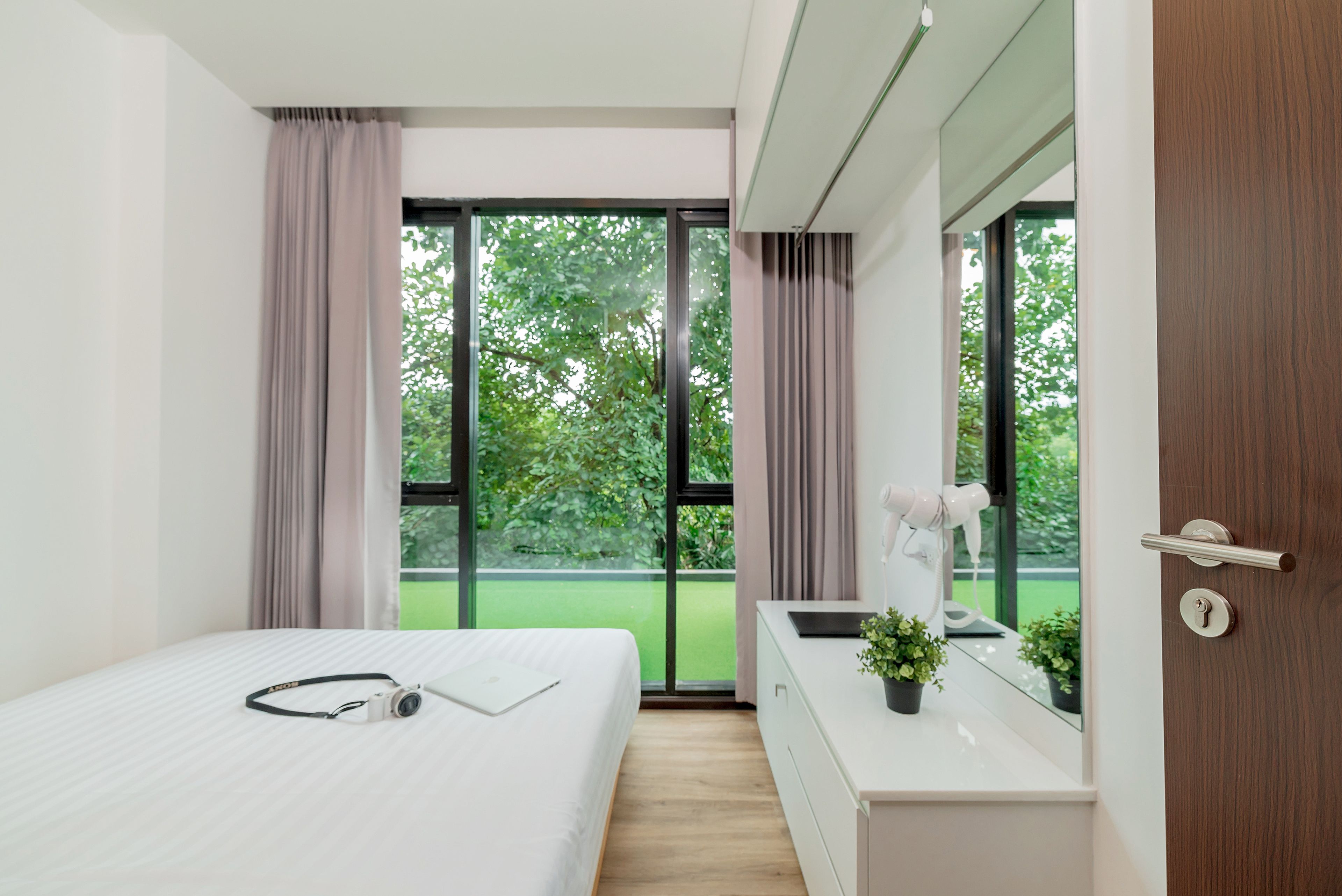 deluxe triple room | premium bedding, in-room safe, desk, blackout curtains