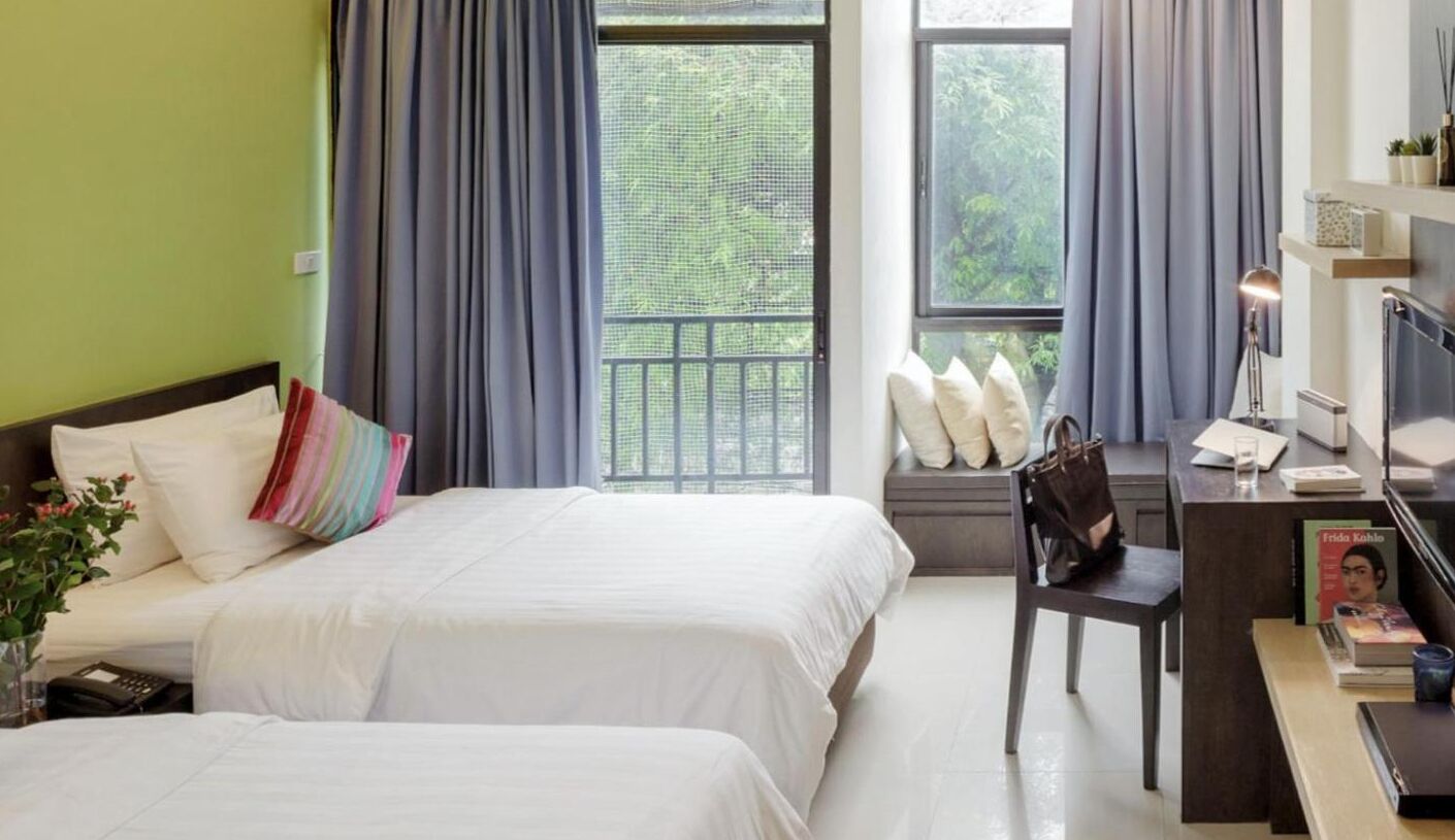 desk, blackout curtains, free wifi