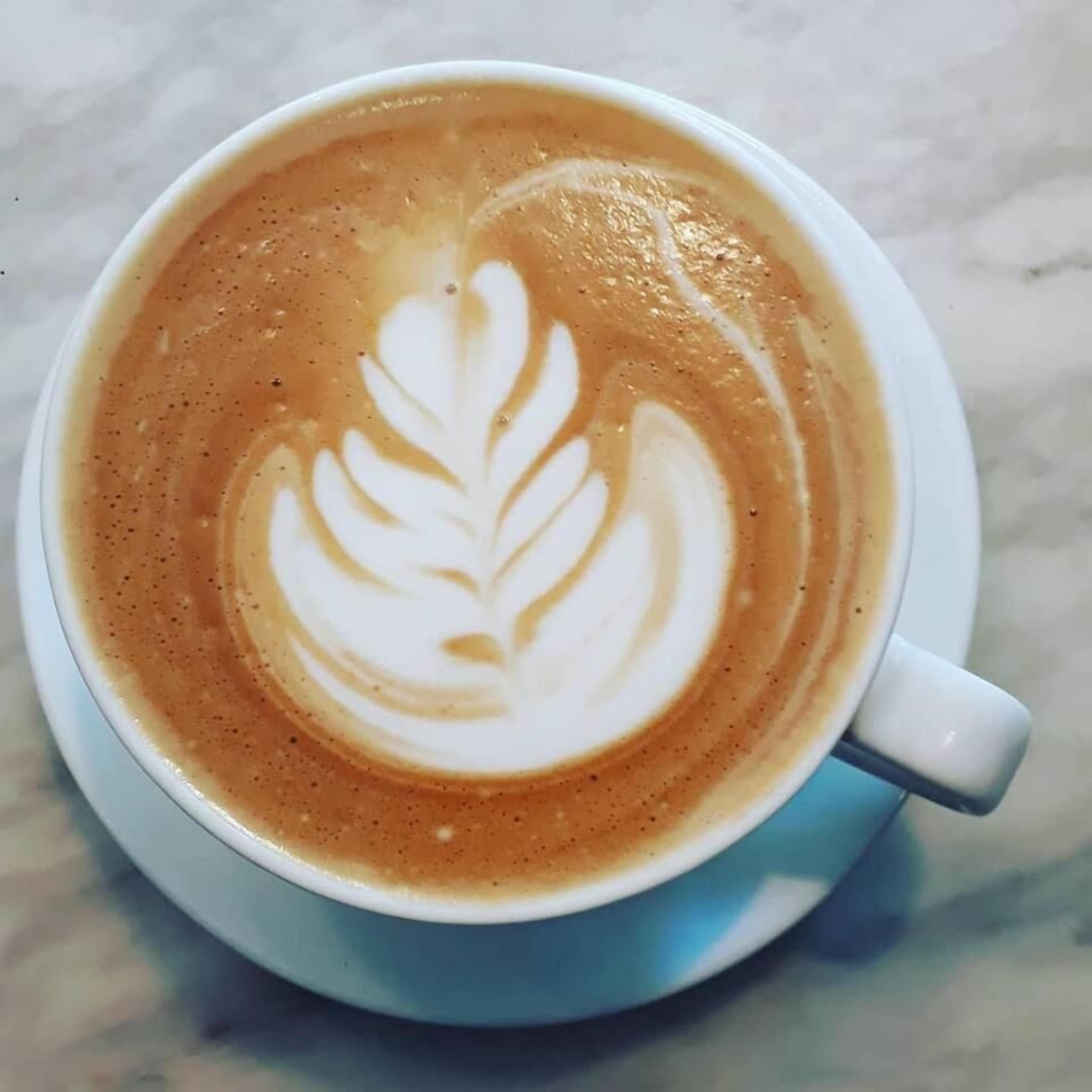 lunch and dinner served, thai cuisine