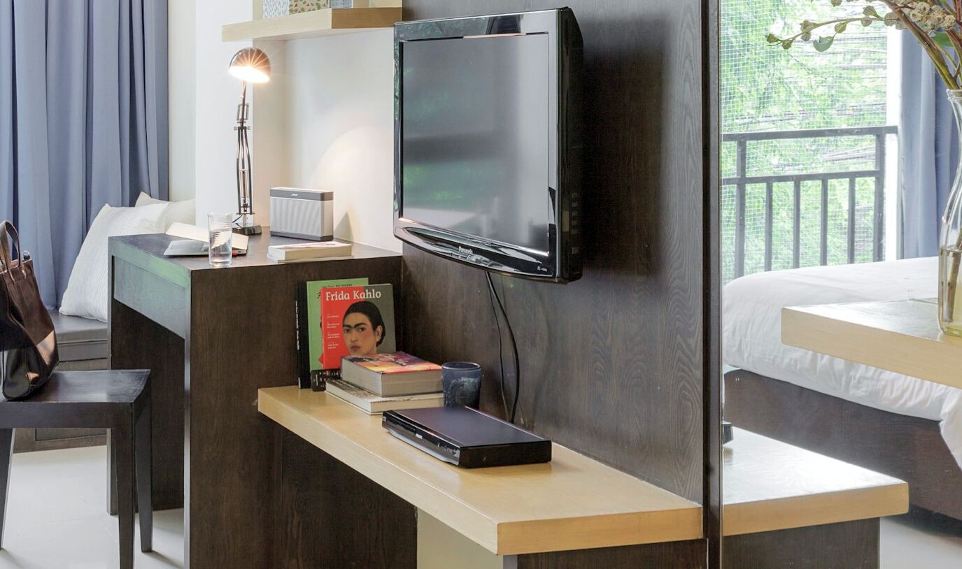 desk, blackout curtains, free wifi