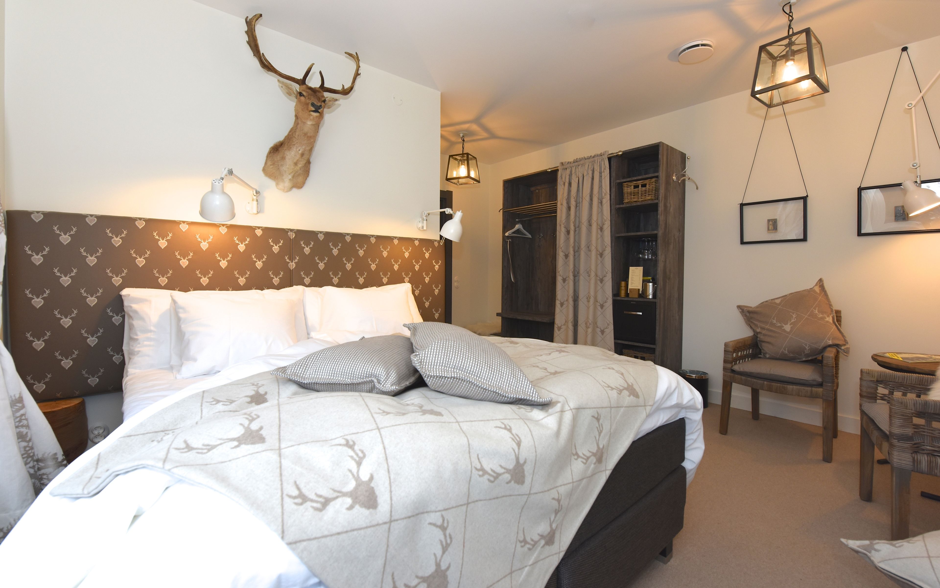 romantic double room, 1 bedroom, hill view | 2 bedrooms, premium bedding, minibar, in-room safe