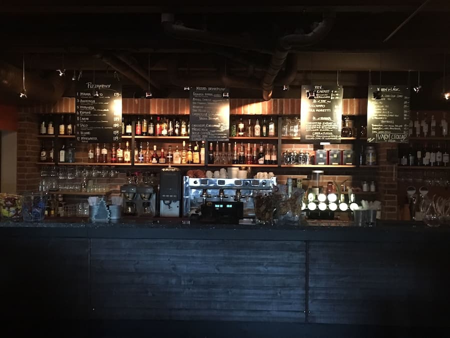 Bar (en la propiedad)