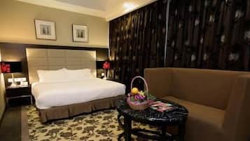 In-room safe, free WiFi, wheelchair access