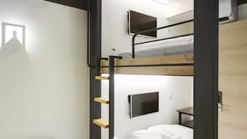 Quadruple Room, Shared Bathroom (double size bunk bed) | In-room safe, desk, free WiFi, wheelchair access