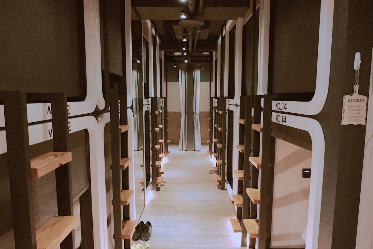 In-room safe, desk, free WiFi, wheelchair access