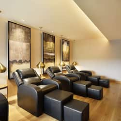 Couples treatment rooms, steam room, body treatments, body wraps