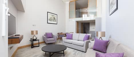 Apartment, 3 Bedrooms | Living area