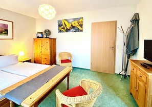 Apartment | Living area - Hotel am Müritz-Nationalpark (Waren (Müritz))