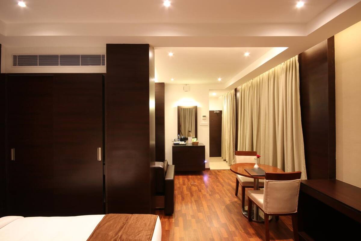 egyptian cotton sheets, premium bedding, down duvets