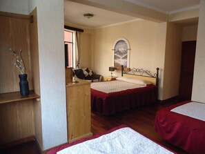 In-room safe, soundproofing, free WiFi