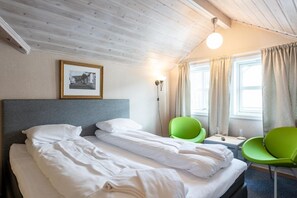Pillow-top beds, iron/ironing board, free WiFi, bed sheets - Mo Gjestegård (Mo-I-Rana)