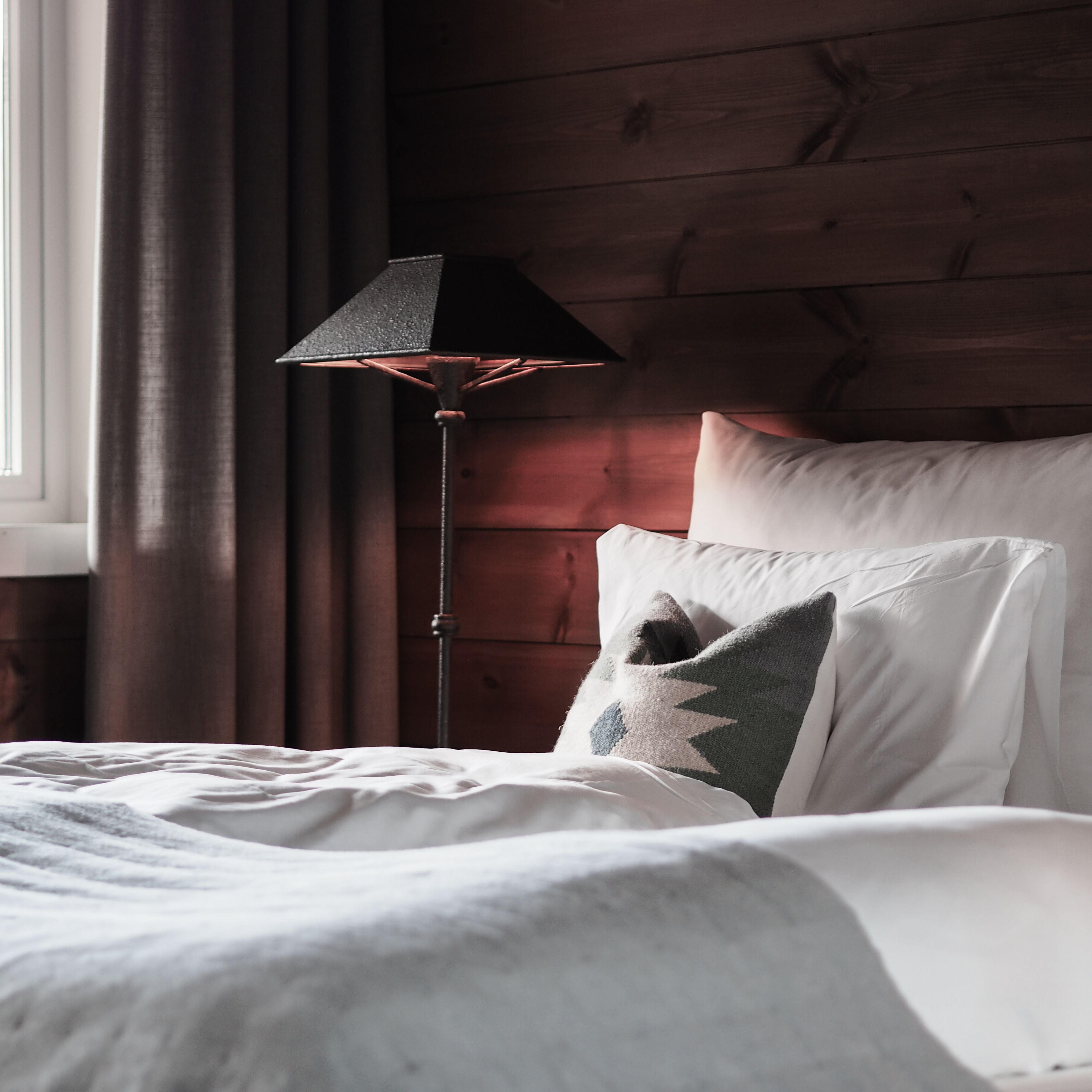 deluxe room | 1 bedroom, premium bedding, desk, iron/ironing board