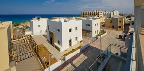 Exterior - Mike & Lenos Tsoukkas Seaview Apartments (Paralimni)