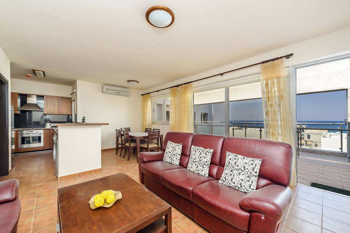 Apartment, 2 Bedrooms, Balcony, Sea View (Poseidon No.3) | Living area | Plasma TV