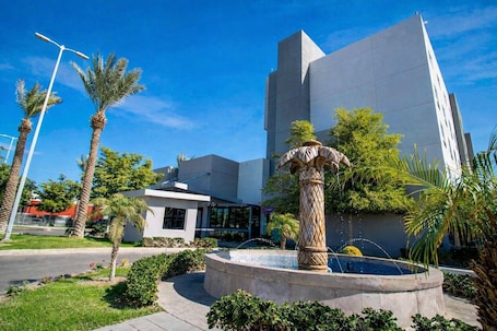 Exterior. Hotel Mirra San Luis