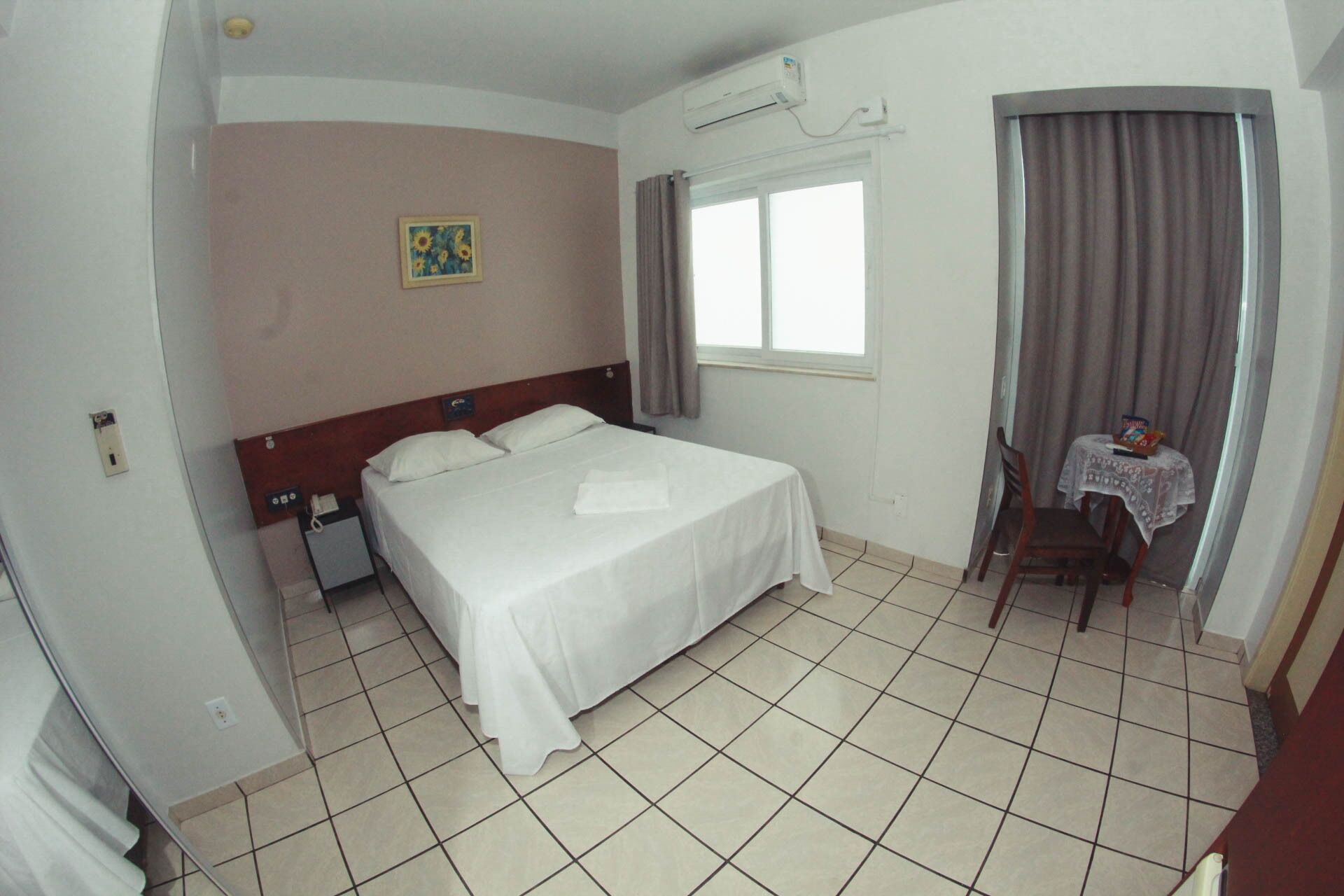 superior room | 1 bedroom, minibar, desk, laptop workspace