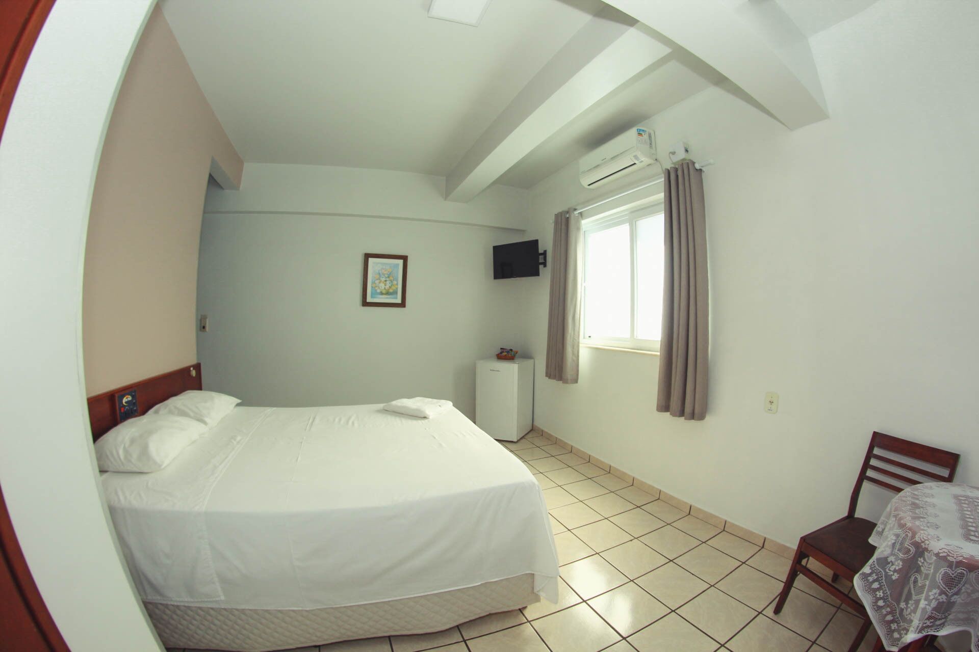 superior room | 1 bedroom, minibar, desk, laptop workspace