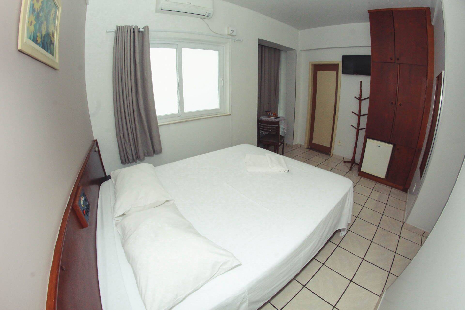 superior room | 1 bedroom, minibar, desk, laptop workspace