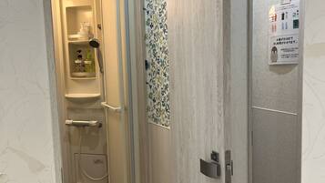 40-Bed Dorm for Women | Bathroom shower