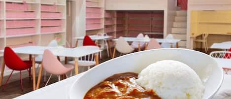 Daily local cuisine breakfast for a fee