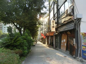 Front of property - Guest House Gorkha Bazar - Hostel (Osaka)