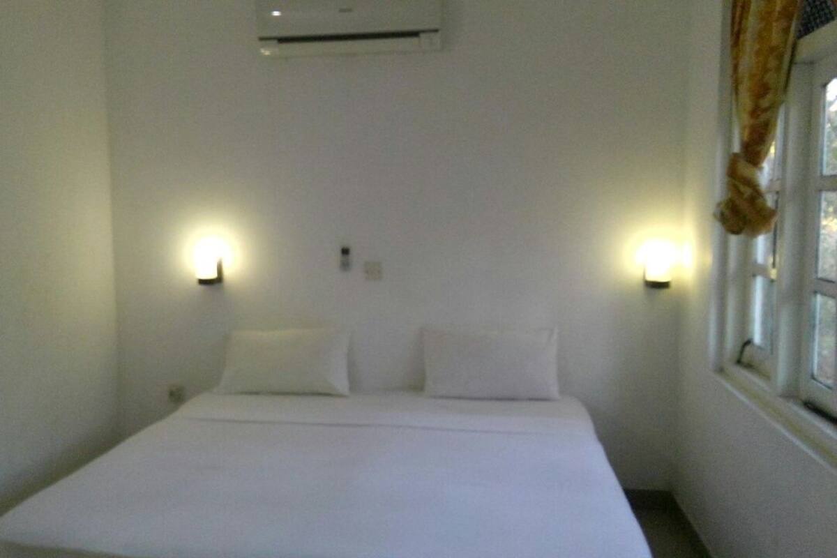 Ropa de cama de alta calidad, escritorio, tabla de planchar con plancha