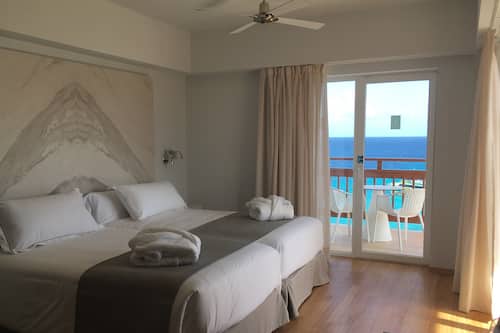 Double Room, Balcony, Sea View