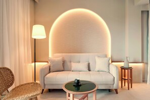 Deluxe Family Suite | In-room safe, desk, soundproofing, iron/ironing board