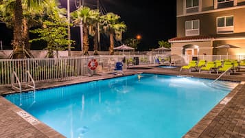 Outdoor pool, pool umbrellas, pool loungers