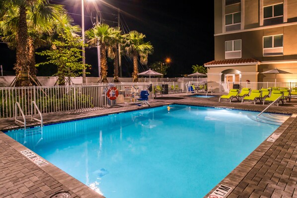 Outdoor pool, pool umbrellas, pool loungers