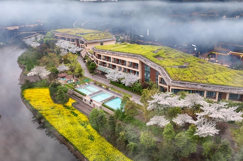 Holiday Inn Express Emei Mountain by IHG